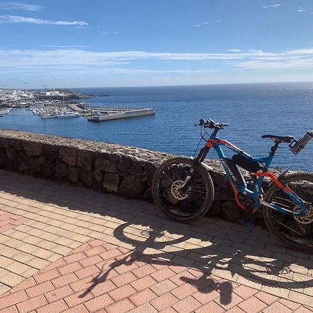 Private Apartment With Mountain And Sea Views, La Asomada, Lanzarote Tías Εξωτερικό φωτογραφία